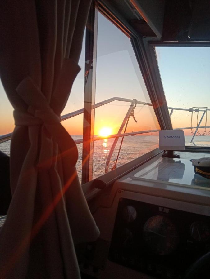 Diamantedouro - Boat Hotel Vila Nova de Gaia Ngoại thất bức ảnh